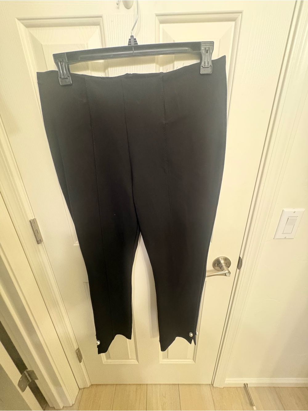 Investments 1X-Slim Factor Black Cropped Stretch Ankle Pants with Pearls.